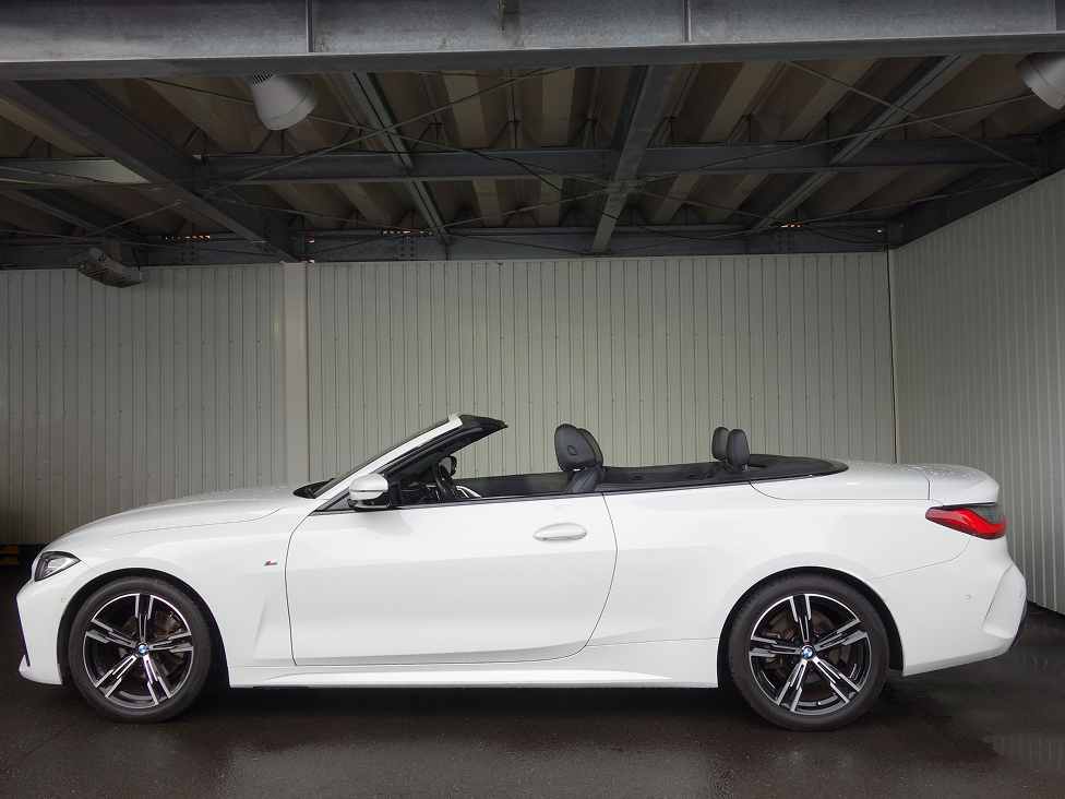 BMW 420i カブリオレ Mスポーツ